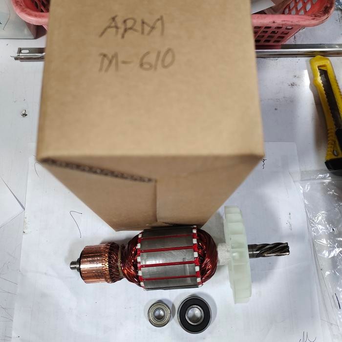 Armatur Table Saw M-610 Modern