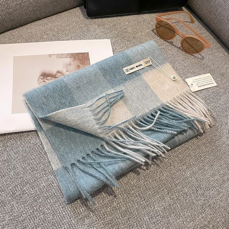 100% Wool Autumn And Winter Fashion Color Contrast Plaid Warm Scarf