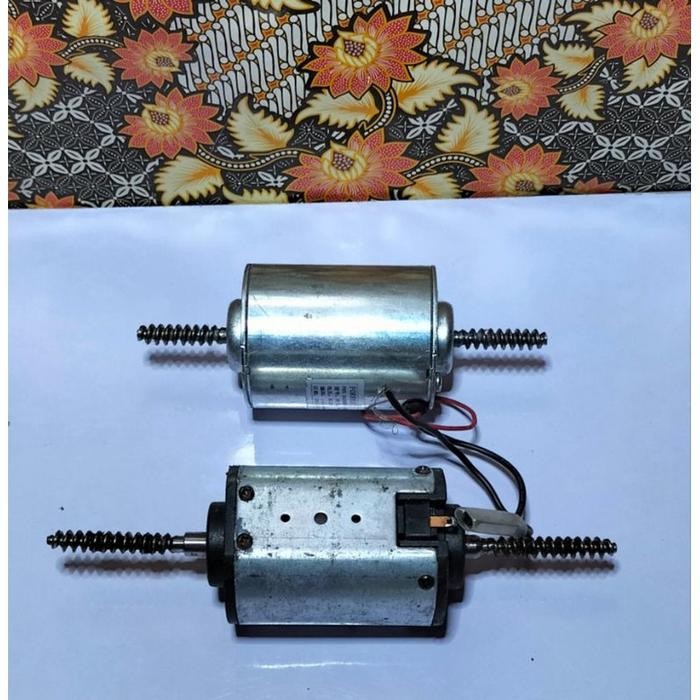 DINAMO DC 12V SHAFT ULIR BEKAS COPOTAN