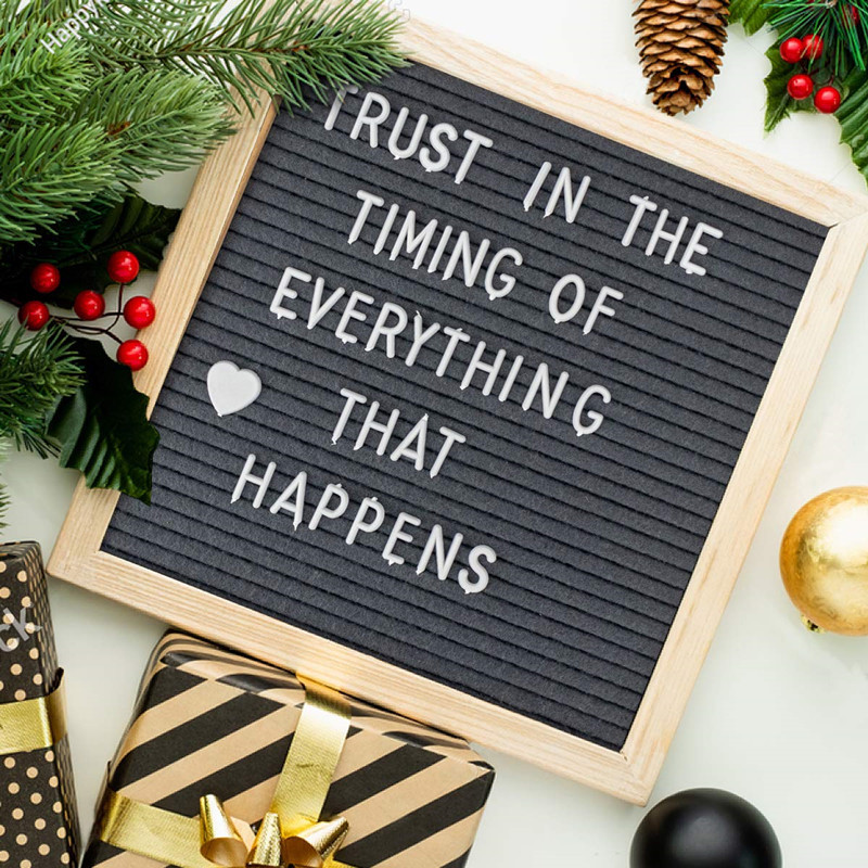 

Cork board 10x10inch Wall Decor Felt Letterboard Oak Wood Message Board 460 Letters Drawstring Bag