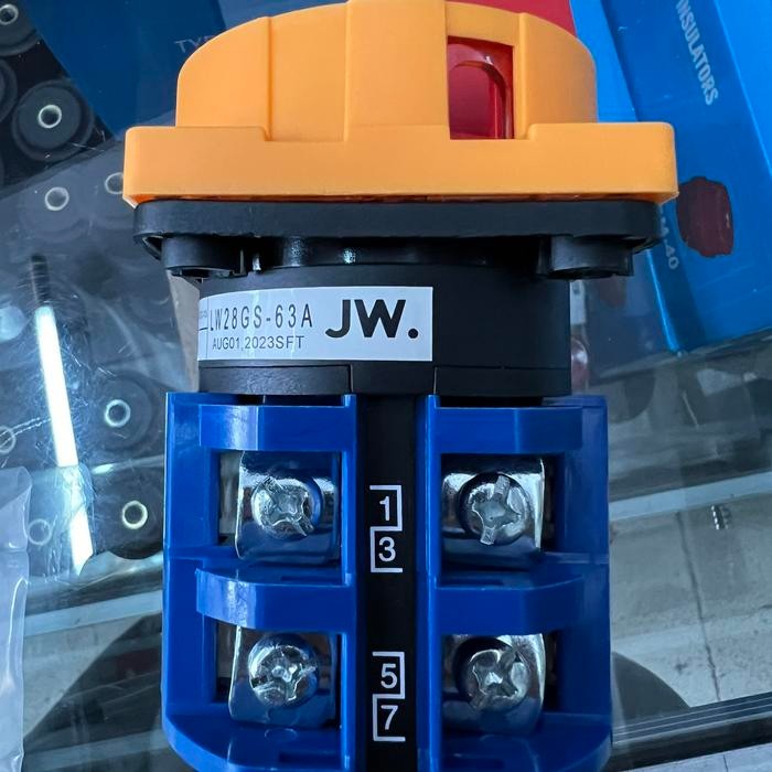 Cam Switch Selector 4P 63A 63 A ON-OFF Saklar Change Over Switch