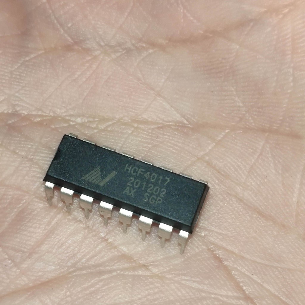 ( ISI 5 ) IC HCF4017 ORIGINAL. IC HCF 4017 ORI