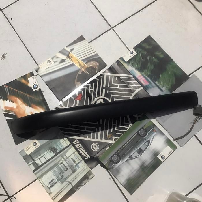 List Bumper Depan Kanan E46 Second