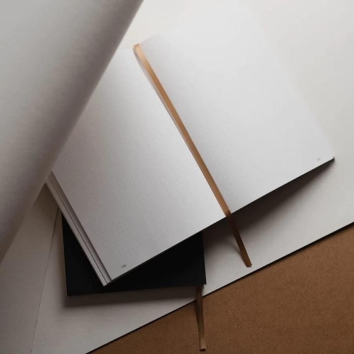 

Binder Endless Observer Fountain Pen Notebook A5 - Regalia Paper
