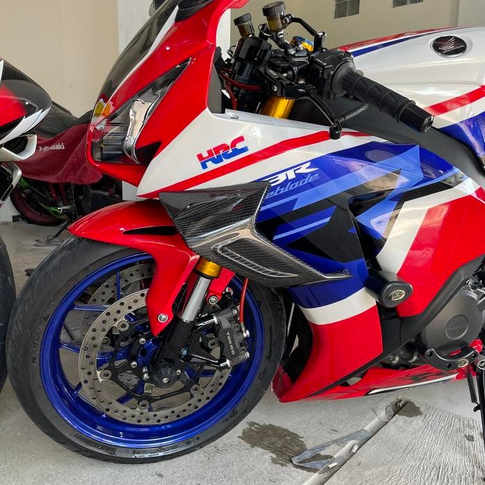 

Terlaris Winglet Samping Honda Cbr 1000 Full Carbon Kevlan