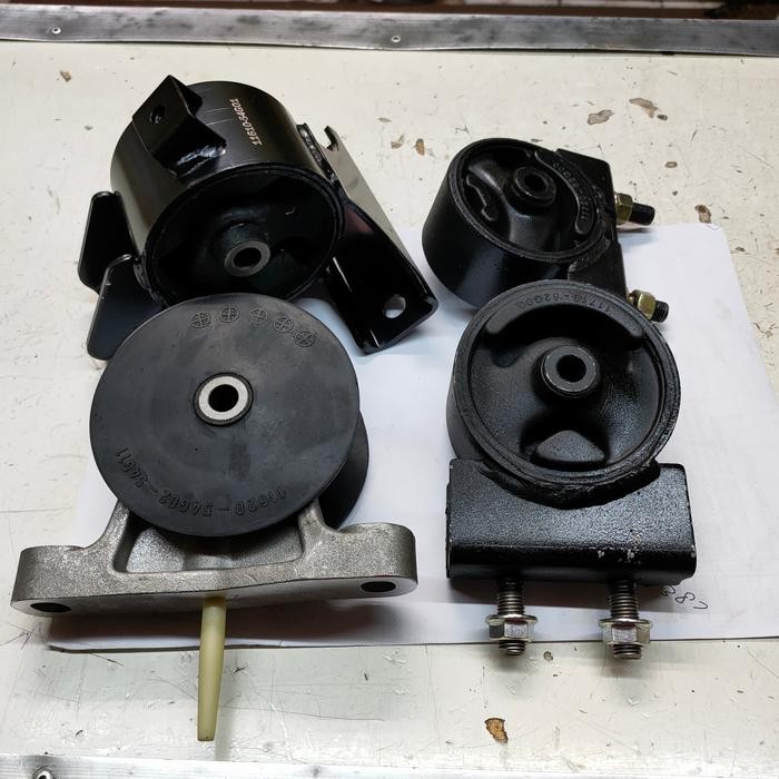 Engine Mounting Set Kanan Kiri Depan Belakang Aerio Baleno Next G