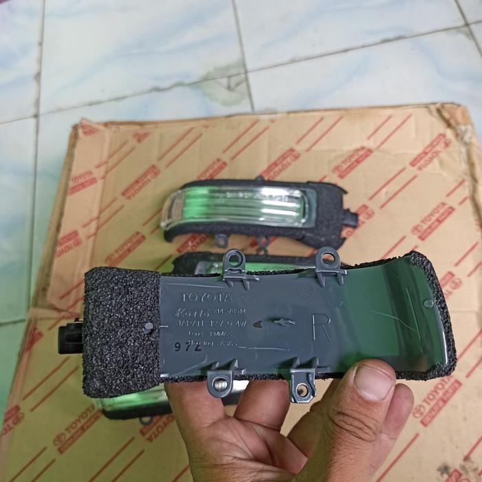 lampu sen spion Alphard Vellfire original