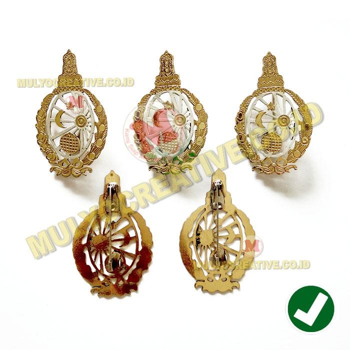 

Pin Logo Keraton Surakarta Murah - Pin Bros Keraton Solo Peniti PREMIUM