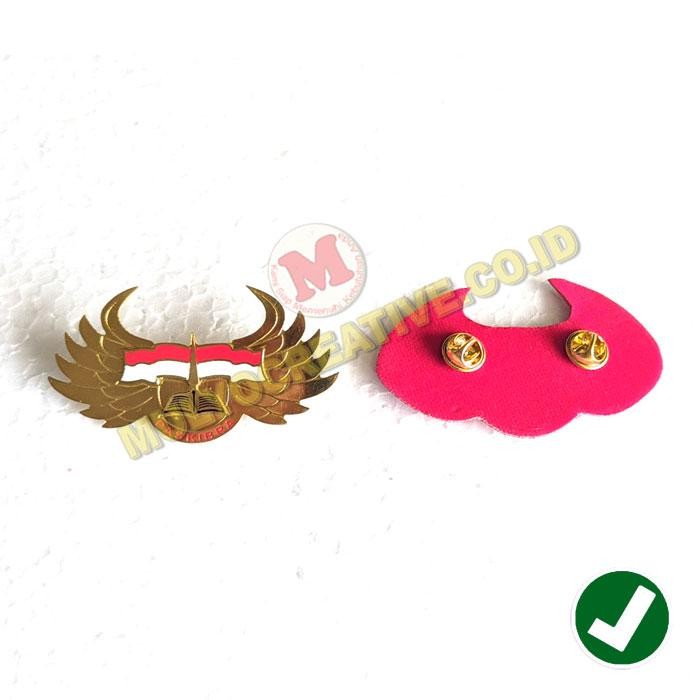 

Brevet Wing Paskibra Wing Paskibra Bahan Logam Lapis Bludru Murah PREMIUM