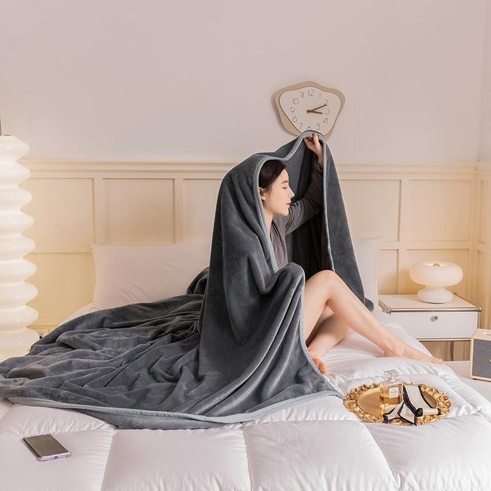 Selimut Bulu Halus 140x200 los Murah Berkualitas Kado Kain