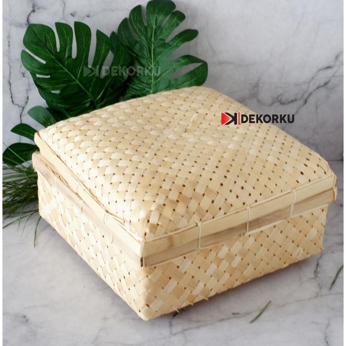 PREMIUM Anyaman Kotak Bambu Besek Untuk Makanan, Hampers, dan Penyimpanan