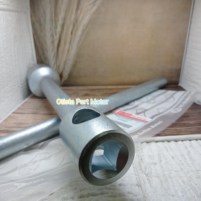 KUNCI RODA CANTER PS125 PS136 PS 125 136 TURBO 21X41 KDR JAPAN ORI