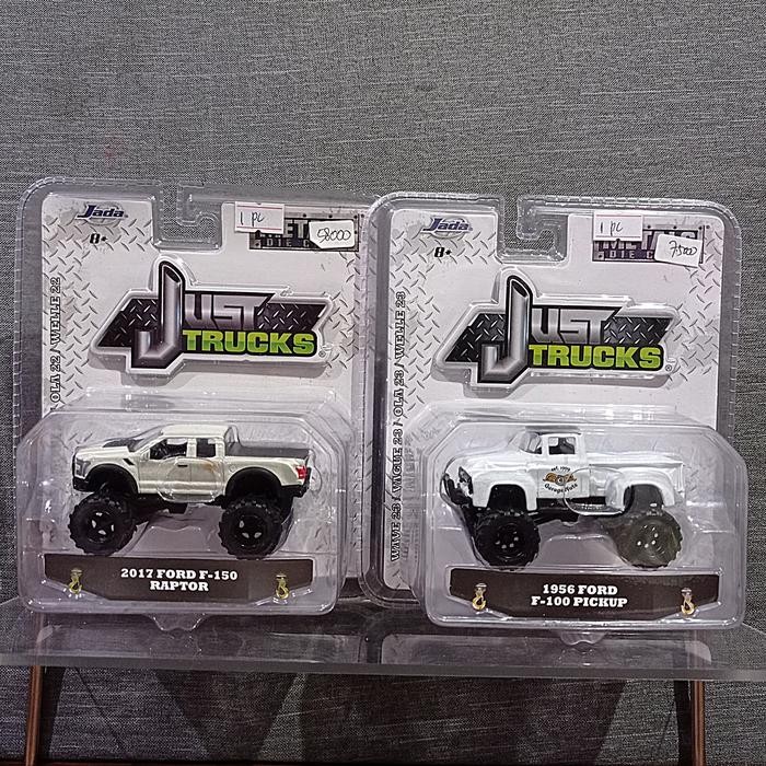 DIE CAST JADA JUST TRUCKS CHEVY APACHE SKLVERADO RAPTOR F-100 1:64