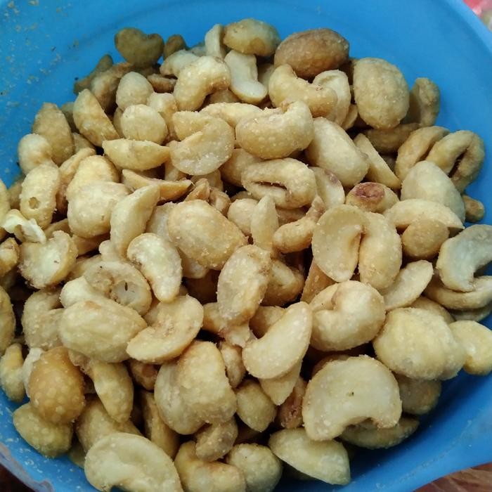 

Kacang Bogor Mateng ( Asin ) Gurih 1Kg