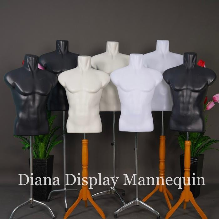 

MANEKIN BADAN OTOT PRIA DEWASA PLASTIK BENING BUTEK ATAU HITAM SET DENGAN KAKI KAYU ATAU BESI -