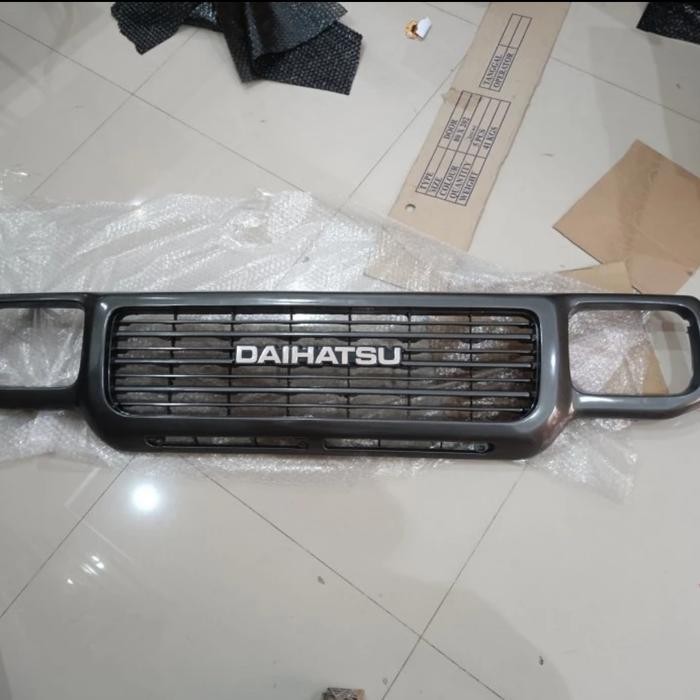 grill taft gt rocky hiline grill + emblem taft gt rocky hiline BARU