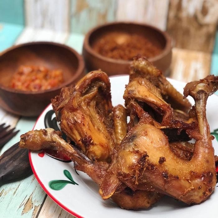 

Gdh Ayam Kalasan Asin ( Ayam Kuning )