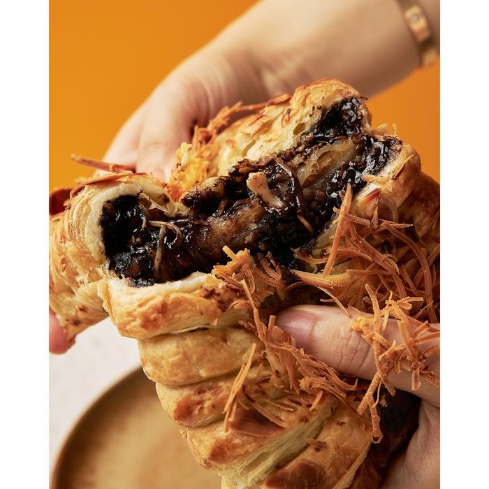 

Ger CHOCO BON BON BY BURNT BUTTER