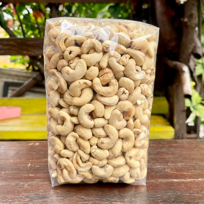 

Ger kacang mede mentah Sulawesi super 1 kg murah