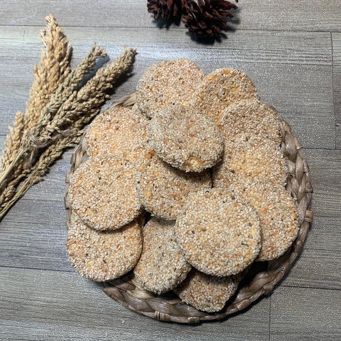 

BISKUIT MARIE CARAMEL WIJEN RASA MANIS DAN RENYAH KEMASAN 500 GRAM DAN 150 GRAM Cemilan Makanan Food