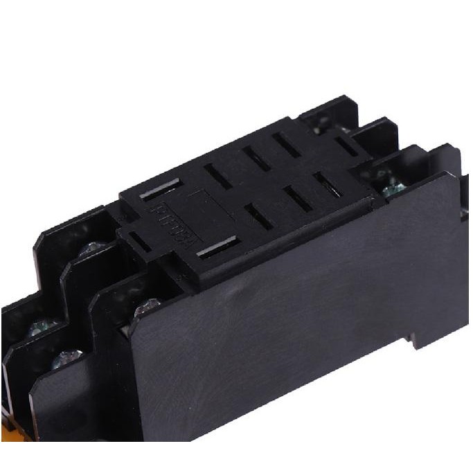 Relay + Dudukan Relay 220V 10 A 8 Pin