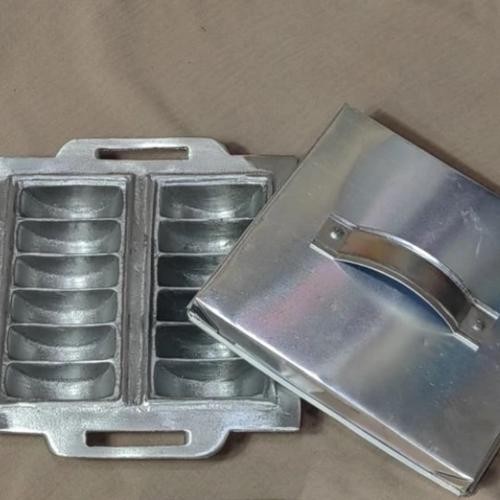 Cetakan kue balok aluminium / cetakan kue balok lumer / loyang kue balok