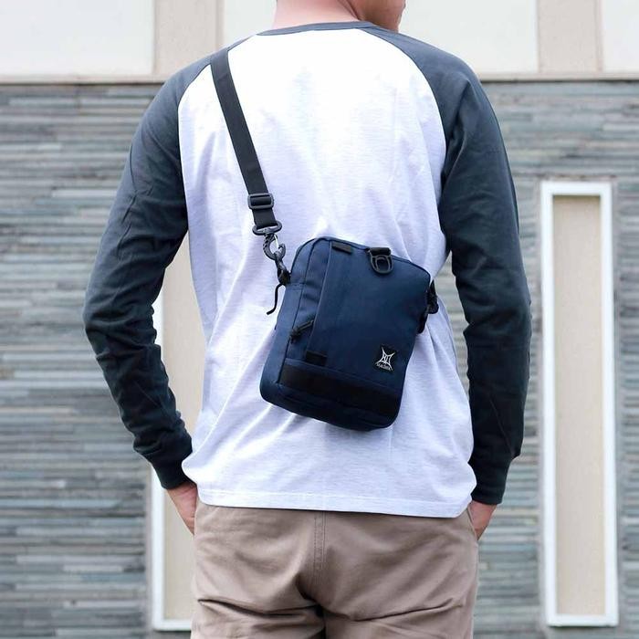 Tas Selempang Mini Distro Slingbag Pria