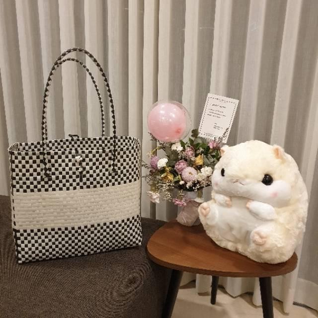 Kiarra Bag - Tas Anyaman Plastik Jumbo, Tas Plastik Ramah Lingkungan, Tas Pantai, Travel Bag Besar