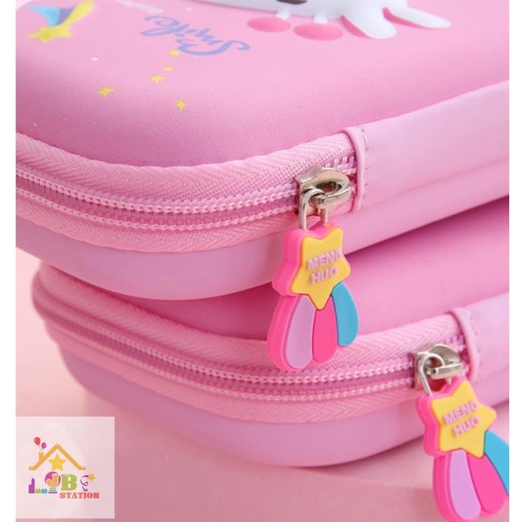 

Tempat Pensil Kotak Pensil Tepak 3D Timbul Hardtop Pencil Case Motif Mobil Alat Tulis Stationery