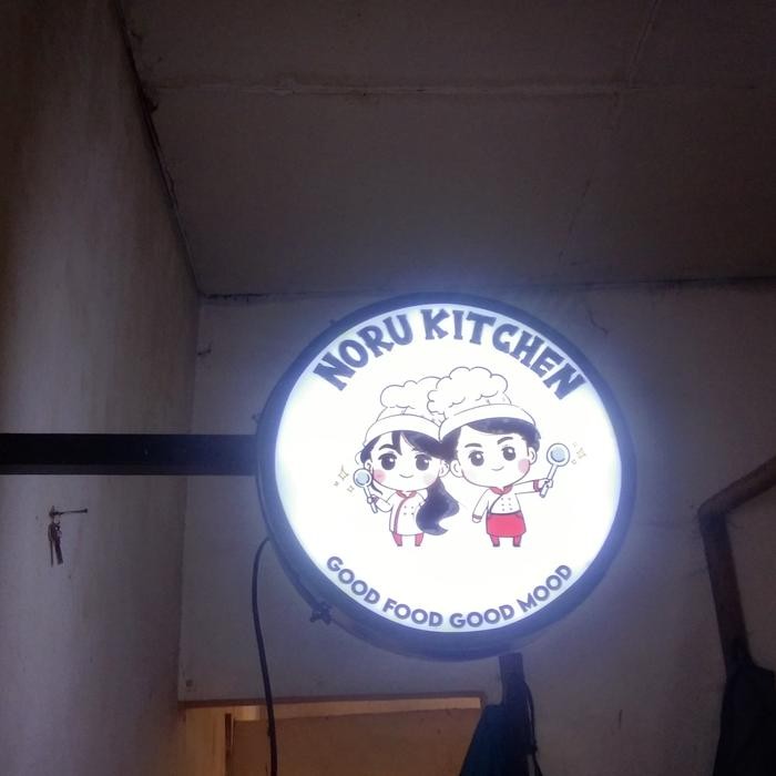 neon box bulat 40cm + brecked