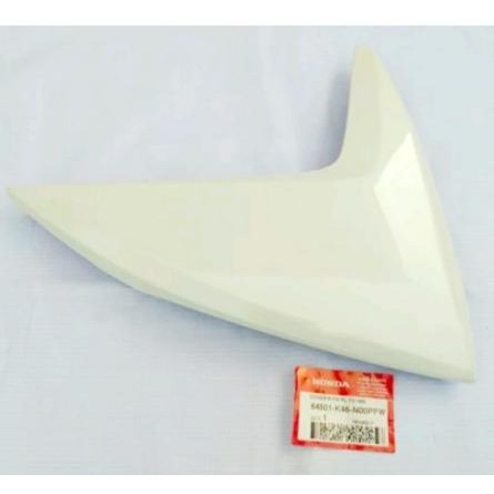Cover R FR Sayap Kanan Depan Vario 110 Fi Putih 64501-K46-N00PFW
