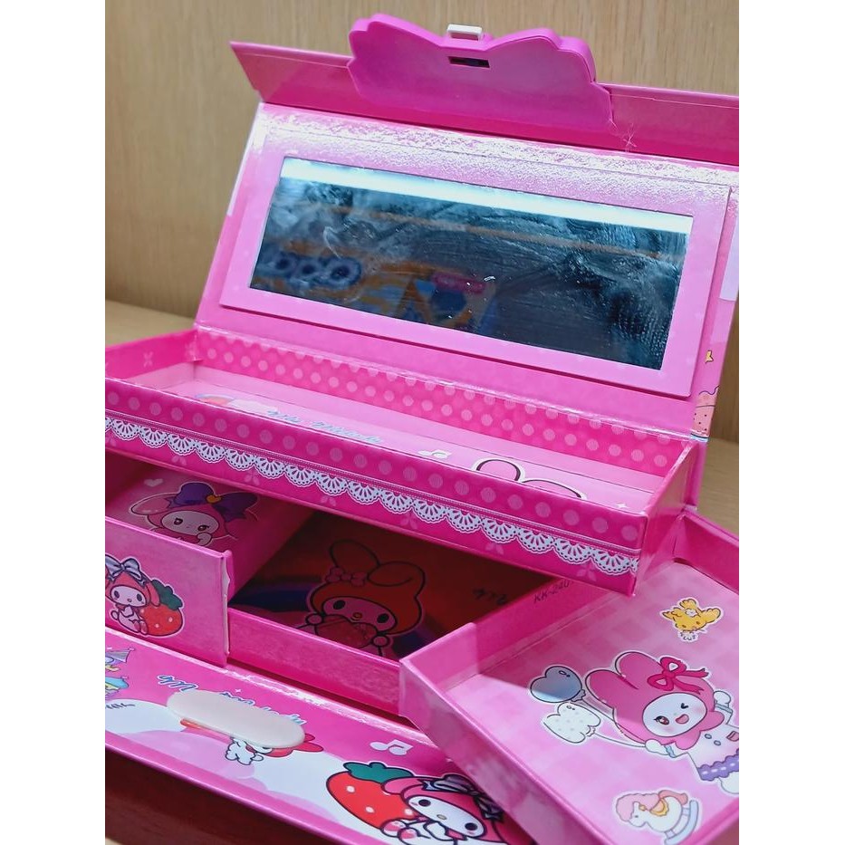 

Kotak Pensil Kode Karakter Sanrio Alat Tulis Lucu Stationery Sekolah