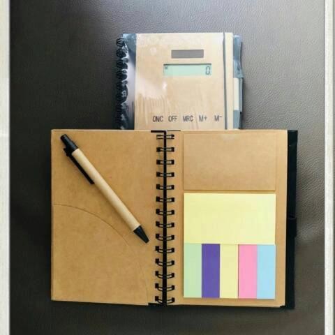 

Notebook 3In1 - Kalkulator,Sticky Note,Pen. Buku Kerja / Agenda Kerja.