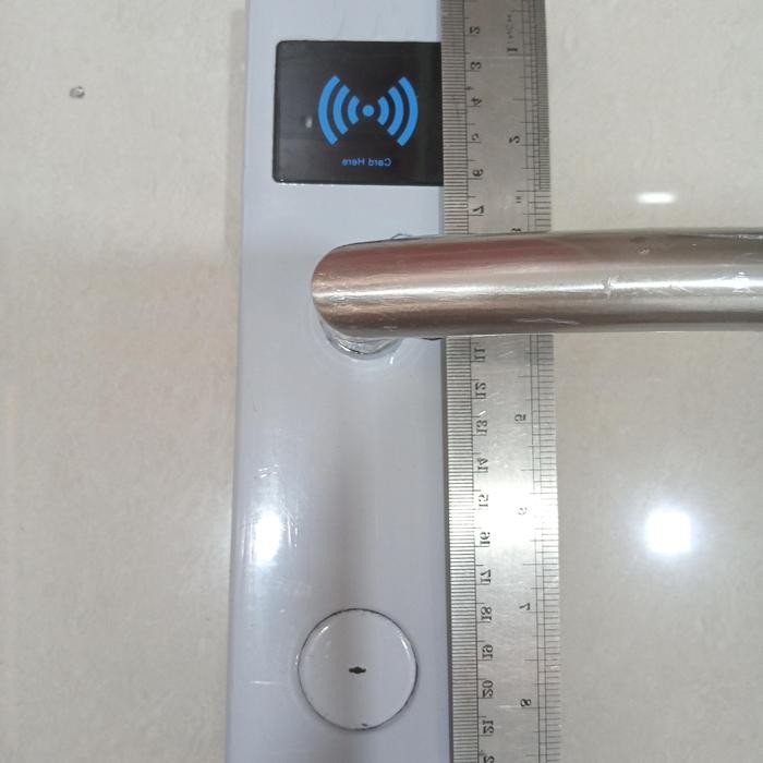 

Kunci Hotel RFID 13.56 Mhz M02 Hotel Door Lock Mifare Standart M02