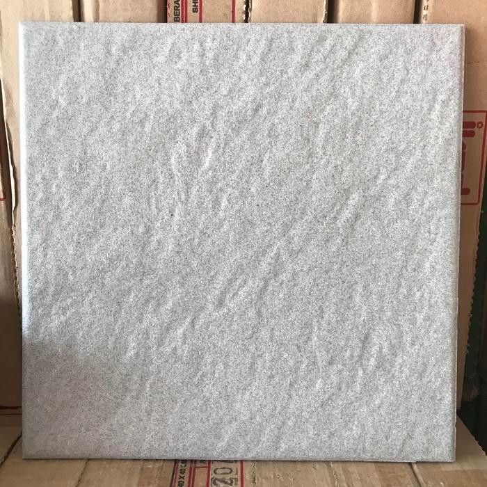 Keramik 30x30 abu kasar/ keramik lantai kamar mandi/ keramik garasi