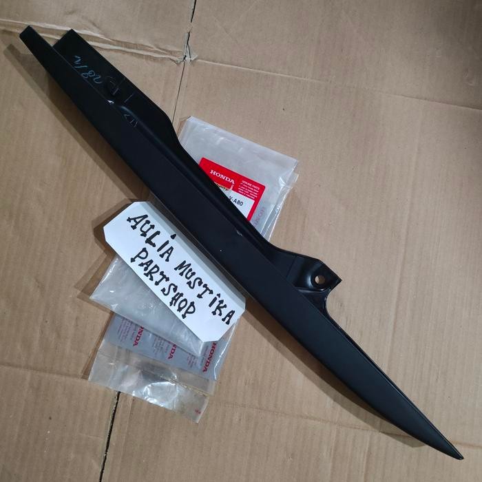 ketengkes tutup rantai revo fit supra x125 helm in blade Motor