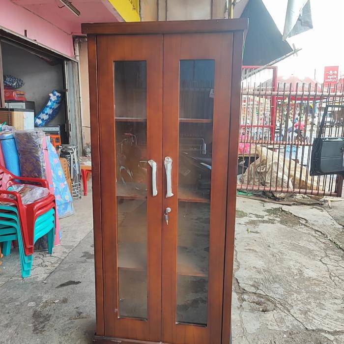 Lemari Buku Nimalis Kaca 2 Pintu Blockteak