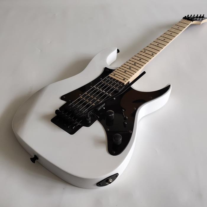 Gitar Listrik Ibanez RG 350 white color