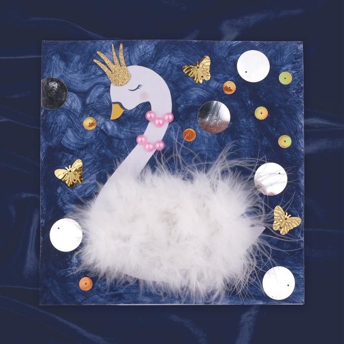 

Swan Princess Mix Media Canvas Craft Kit - Doki Doki Kids Activity Fun