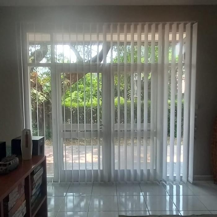 Paket Tirai Vertical Blind Dimout