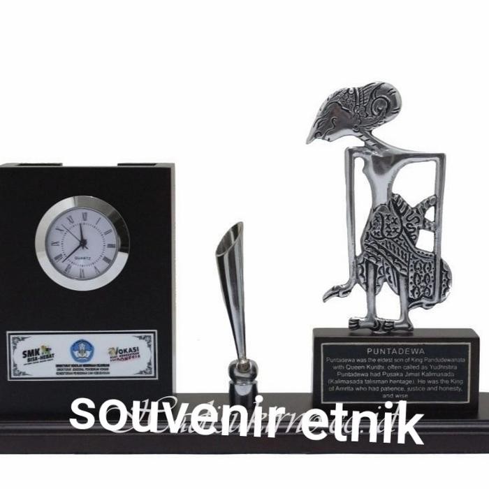 

Hiasan Meja Wayang Kombinasi Jam