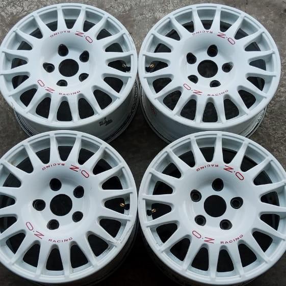 Velg Original OZ Terra Made in Italy Rally Magnesium Forged R15x7 et. 49 5x114 like new