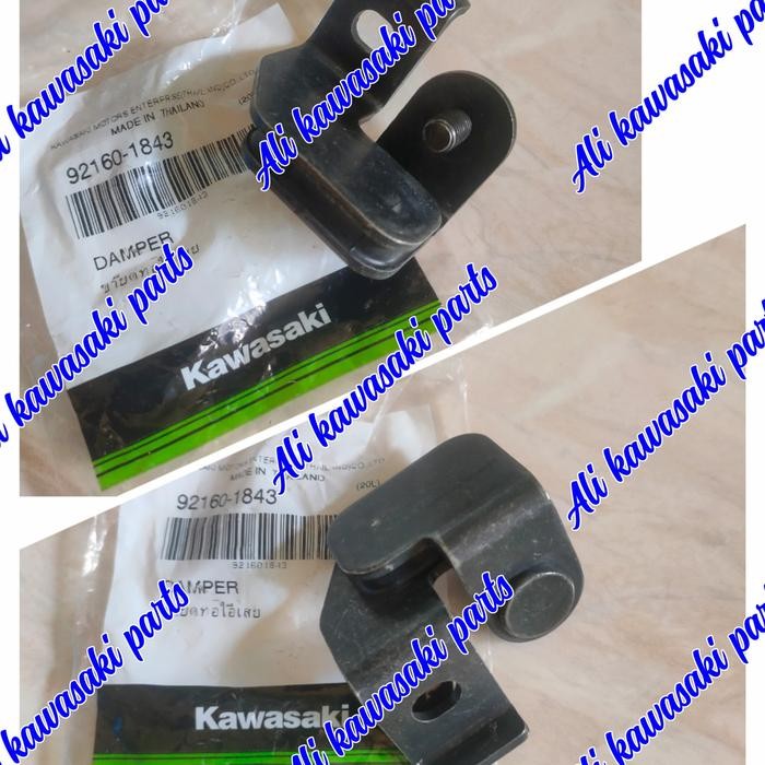 braket knalpot tengah kawasaki ninja R SS original