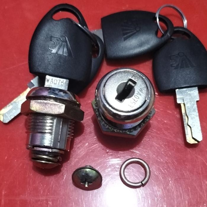 

Kunci Filing Cabinet/Filing Cabinet