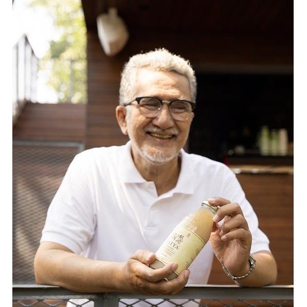 

Satya Natural Juice (Jus Bawang Putih Tunggal, Jahe Merah, Madu Hutan, Cuka Apel, Lemon)