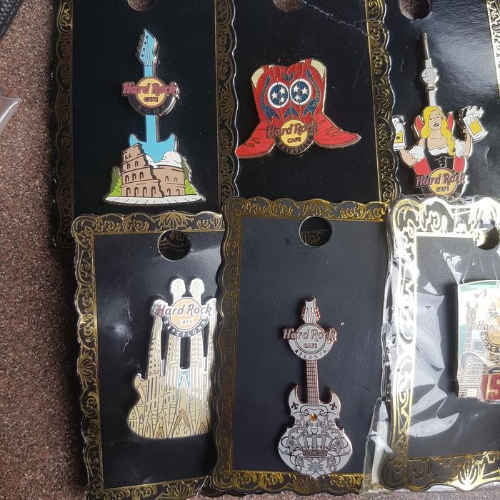 pin Hard Rock, berbagai kota