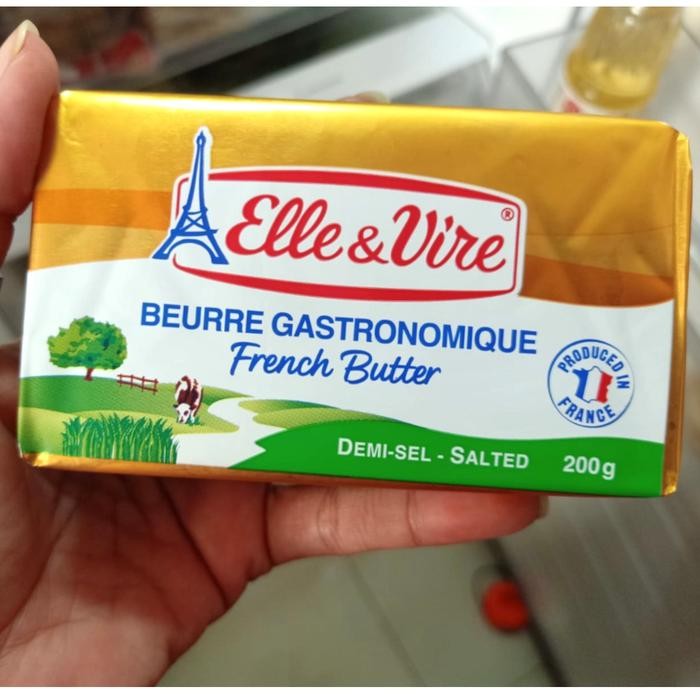 

ELLE & VIRE SALTED FRENCH BUTTER 200 GR Beurre gastronomique mentega 200gr ellevire n demi sel dus