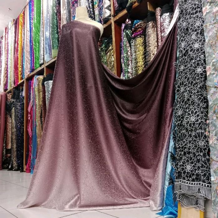 

BAHAN KAIN SATIN SILK ARM@NI J@GU@R EMBOS GRADASI KAIN MOTIF BUNGA