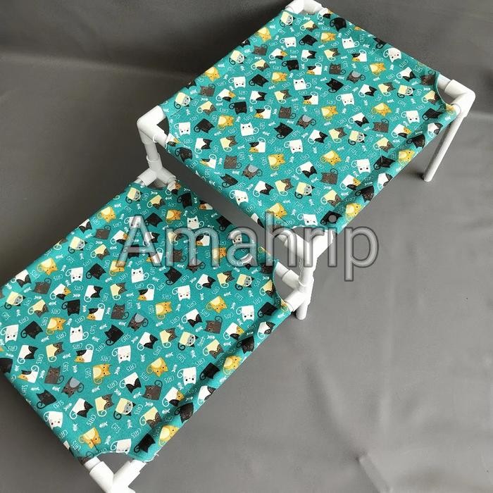 Tempat Tidur Kucing Bertingkat