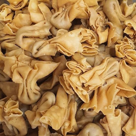 

Kerupuk Pangsit Isi Abon Sapi 1kg / 500gr / 250gr